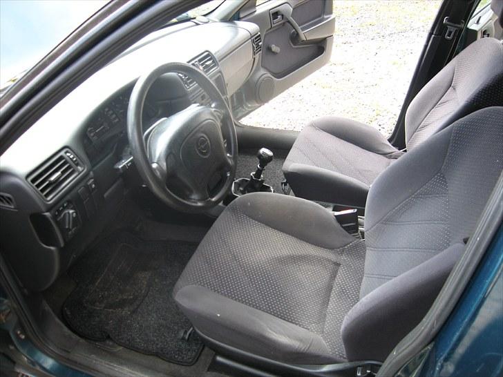 Opel Vectra A billede 3