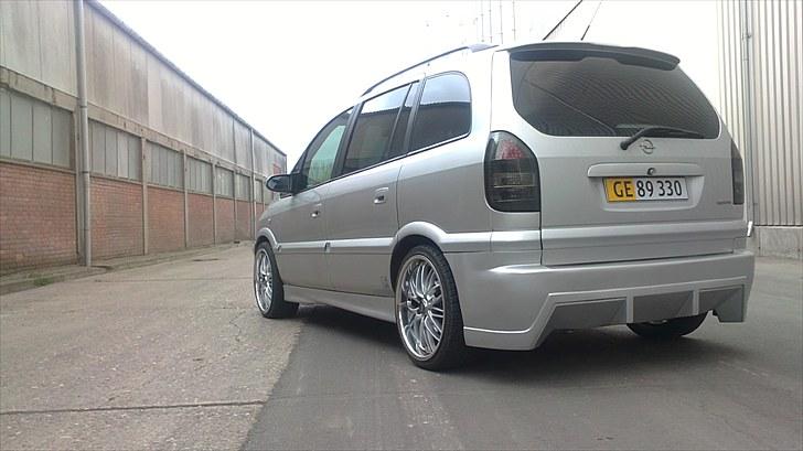 Opel Zafira DTI SOLGT billede 4