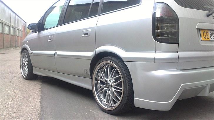 Opel Zafira DTI SOLGT billede 10