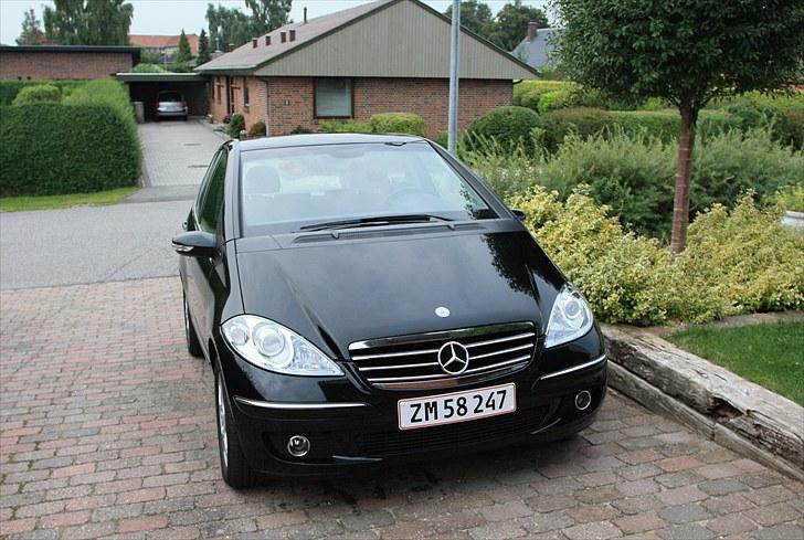 Mercedes Benz A180 cdi Avantgarde - Det ligner Xenon forlygter men det er det dog ikke billede 1