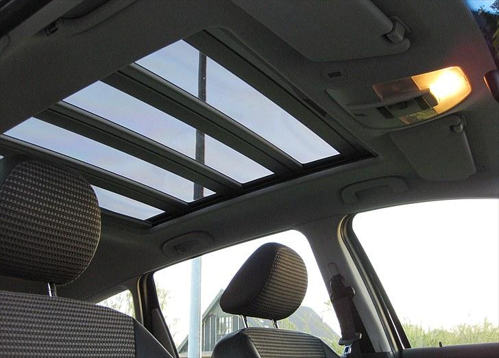 Mercedes Benz A180 cdi Avantgarde - Panorama foldetag, der er dog et rullegardin man kan rulle for hvis det er man synes billede 10