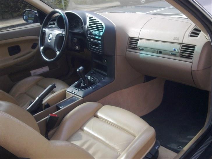 BMW 320i Coupé E36 (Solgt) billede 6