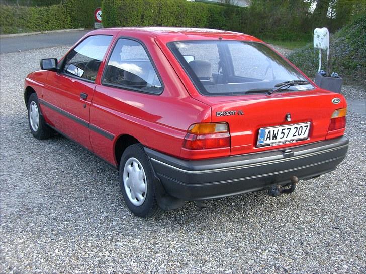 Ford Escort 1.3 cl   billede 2