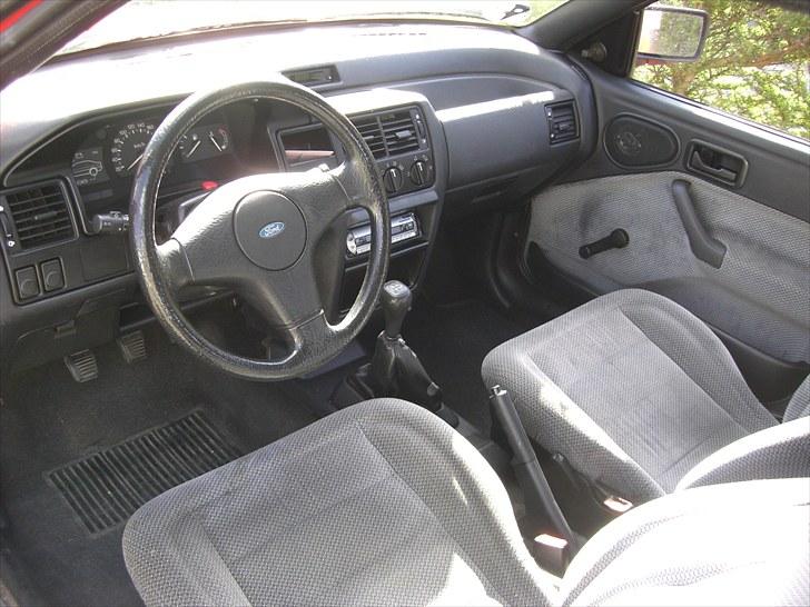 Ford Escort 1.3 cl   billede 6