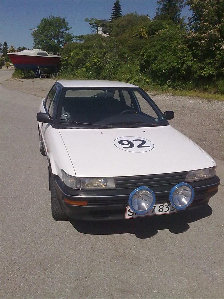 Toyota Corolla 1,6aut *SOLGT* billede 3