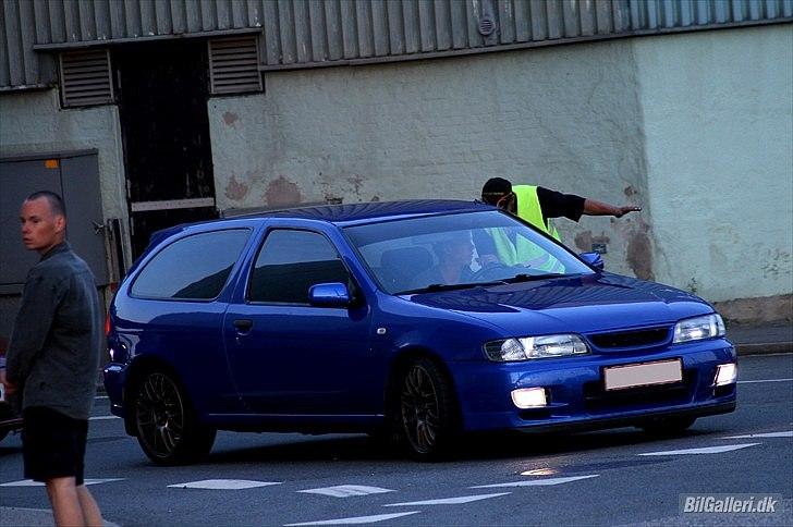 Nissan Almera VVL SOLGT - Striben Esbjerg, fik li lidt skæld ud, for at køre lidt for langt inden jeg bremsede, men modstanderen ville jo ik gi sig ;) hehe billede 3