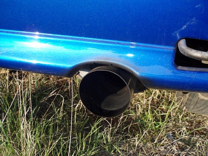 Nissan Almera VVL SOLGT - OneTwo Pipe, lyder nu ganske fornuftig billede 4