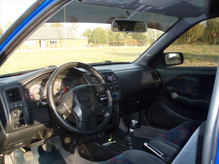 Nissan Almera VVL SOLGT - Her sidder jeg så og hygger mig ! billede 10