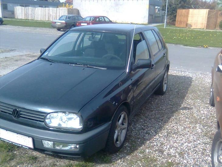 VW Golf 3 (solgt) billede 1