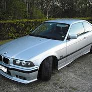 BMW 318 is Coupe "SOLGT"