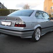 BMW 318 is Coupe "SOLGT"
