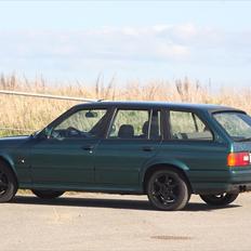 BMW e30 320i touring - Solgt