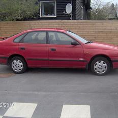 Toyota carina E  xli 1,6 