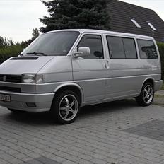 VW Caravelle 10 pers. solgt