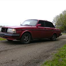 Volvo 240 TURBO solgt!
