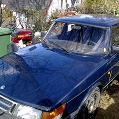 Saab 900i