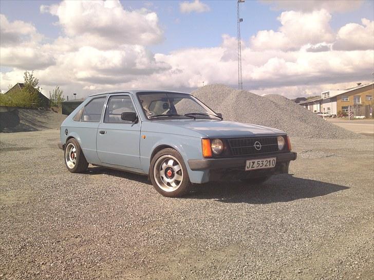 Opel Kadett D 1.2S SKROTTET billede 1