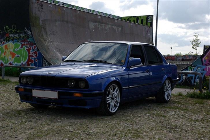 BMW E30 320I   SOLGT billede 4