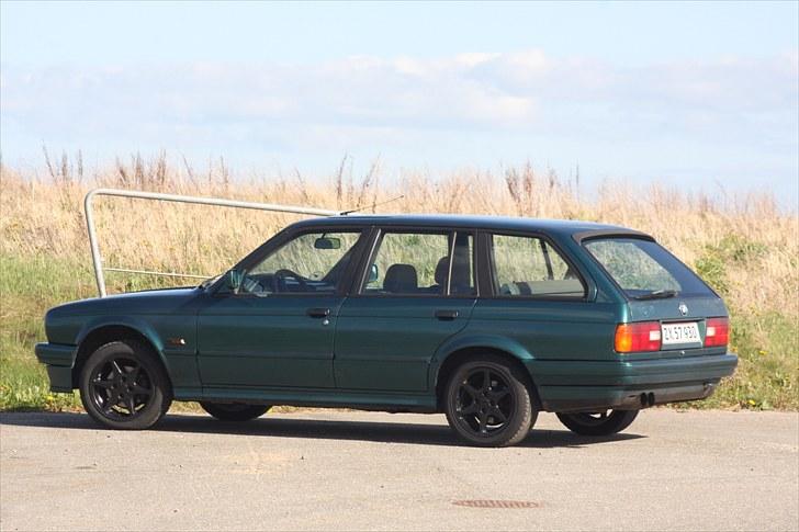 BMW e30 320i touring - Solgt billede 3