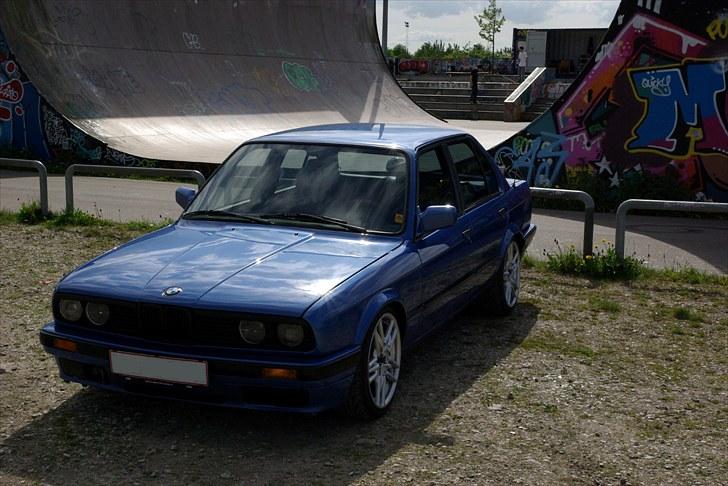 BMW E30 320I   SOLGT billede 5