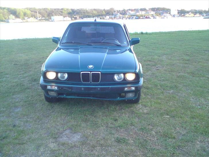BMW 325I TOURING SOLGT billede 8