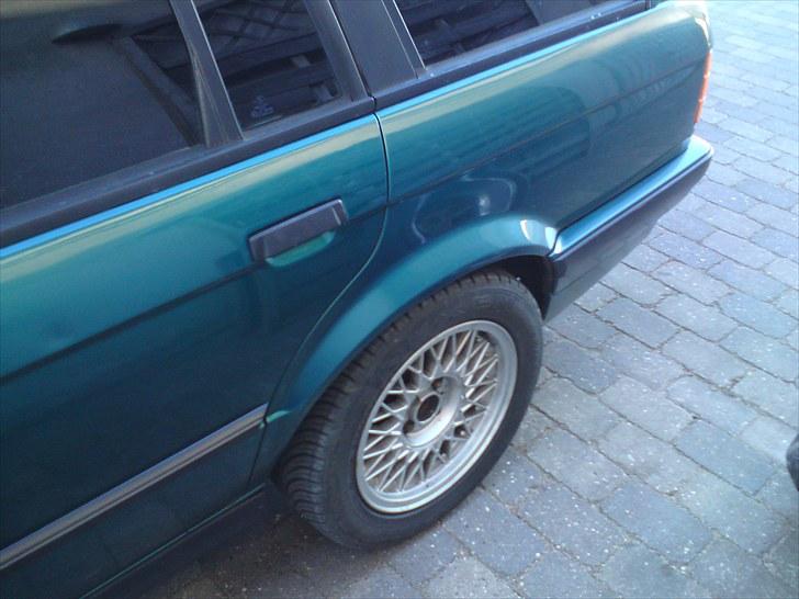 BMW 325I TOURING SOLGT billede 11