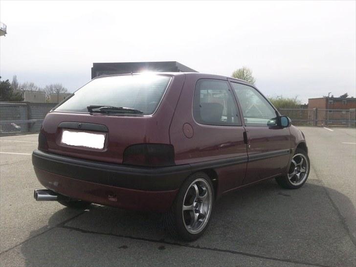 Citroën Saxo 1,1i SOLGT! billede 1