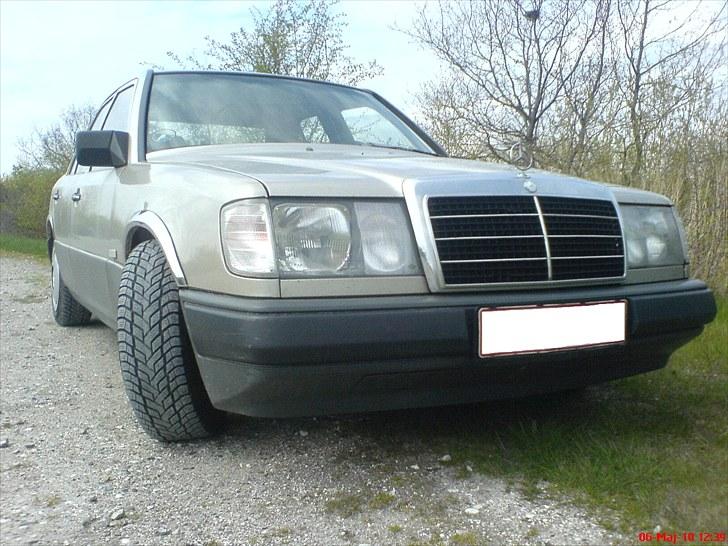 Mercedes Benz w124 250d solgt billede 16