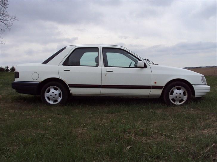 Ford sierra 2,0i solgt billede 4