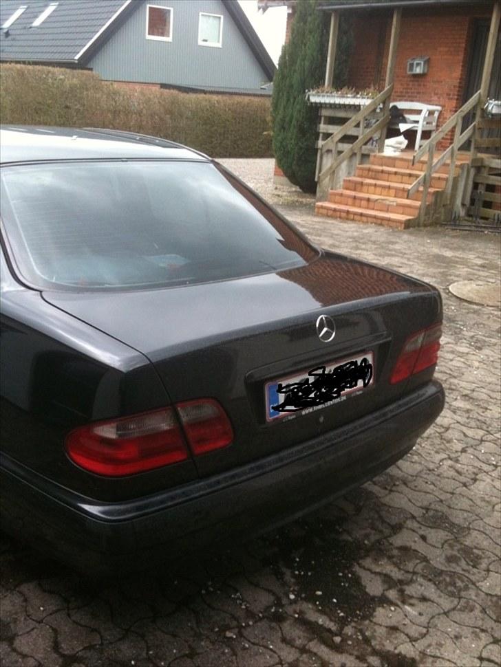 Mercedes Benz e 220 cdi billede 5