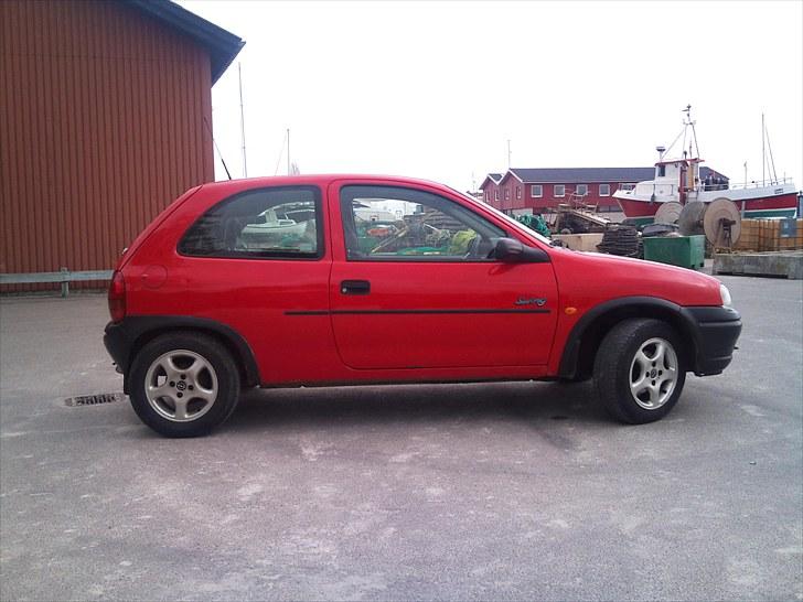 Opel Corsa 1.4 Swing *SOLGT* billede 8