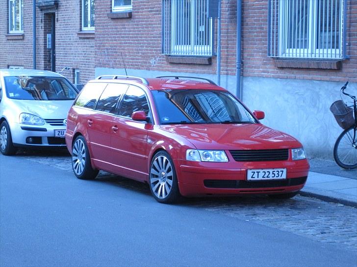 VW passat 1,8t (solgt) - Den røde djævel fra siden halvtæt billede 1