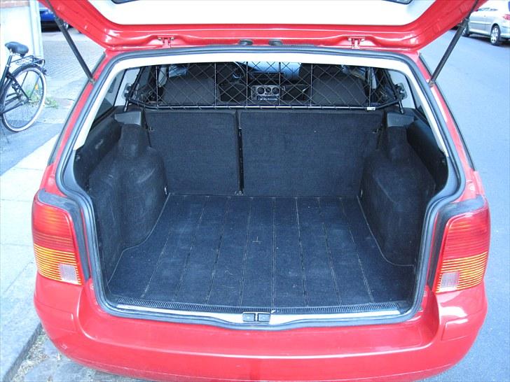 VW passat 1,8t (solgt) - Den røde djævel TRUNK billede 10
