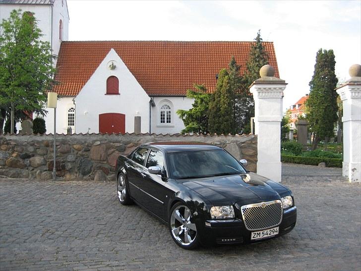 Chrysler 300C - SOLGT - Nu med solfilm i ruder !! billede 6