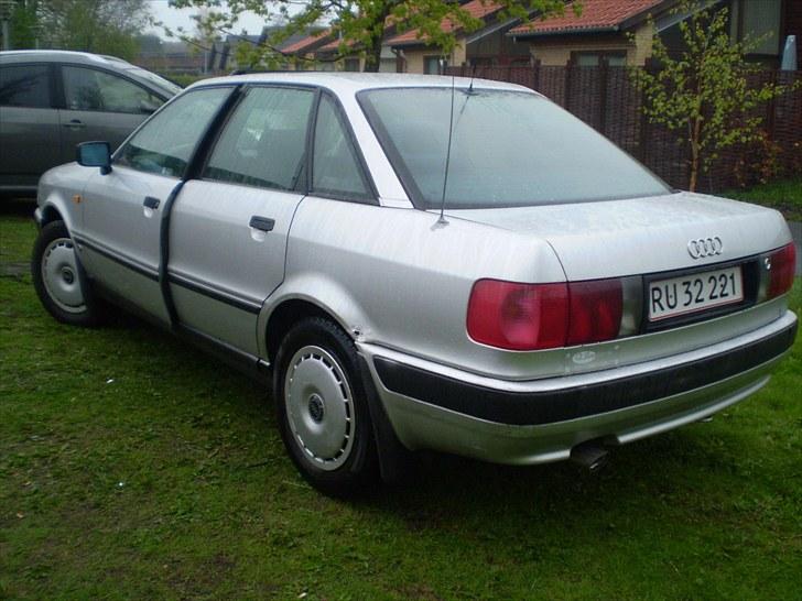 Audi 80 2.0 E Limosine billede 4