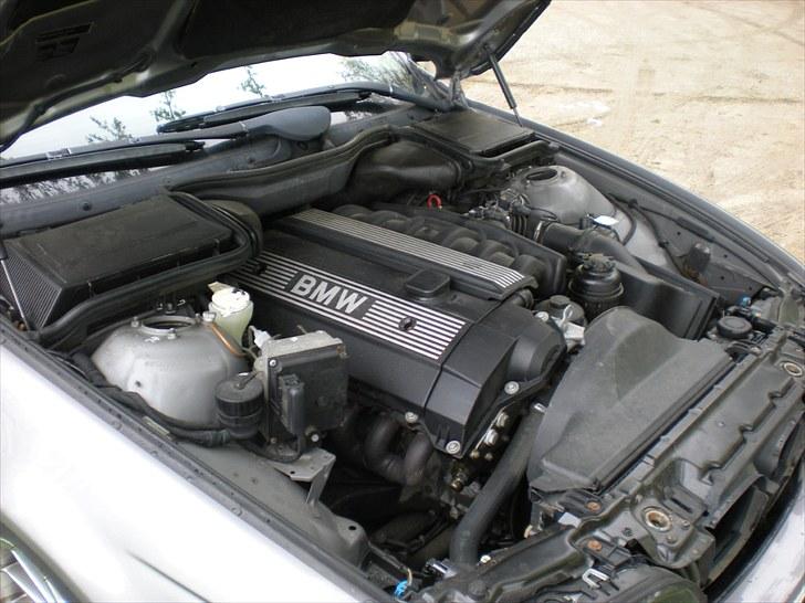 BMW 528i E39 billede 4