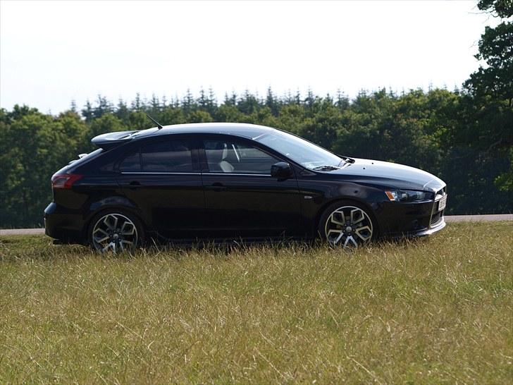 Mitsubishi Lancer SportsBack billede 5