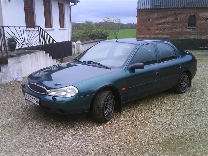 Ford Mondeo Mk II 2,0 Flair  billede 1