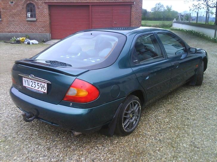 Ford Mondeo Mk II 2,0 Flair  billede 4