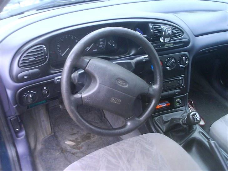 Ford Mondeo Mk II 2,0 Flair  billede 8