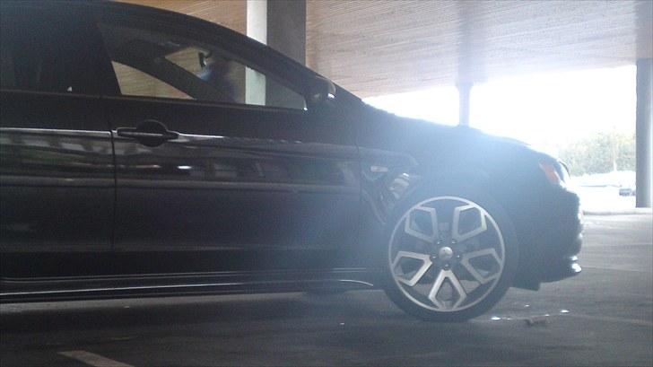 Mitsubishi Lancer SportsBack billede 7