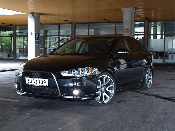 Mitsubishi Lancer SportsBack billede 8