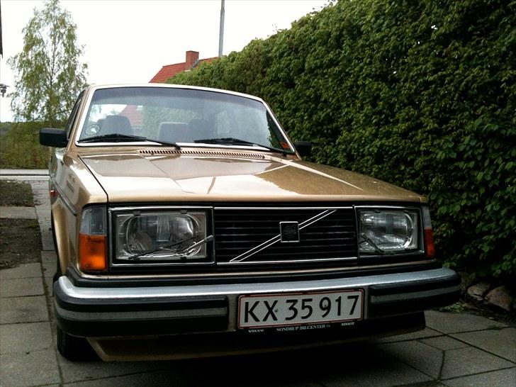 Volvo 242 GL *SOLGT* billede 3