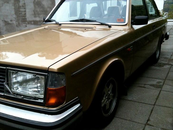 Volvo 242 GL *SOLGT* billede 8