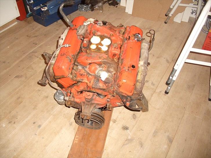 Chevrolet Corvette - Motoren ser da noget kedelig ud efter en gang trykrensning! billede 9