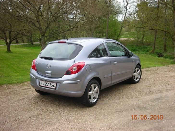 Opel Corsa 1,0 12V Enjoy ***solgt*** billede 11