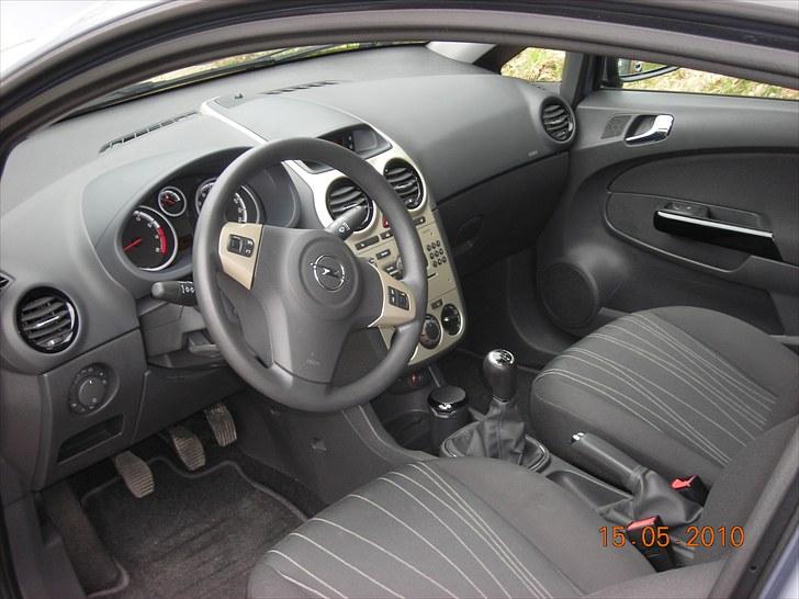 Opel Corsa 1,0 12V Enjoy ***solgt*** billede 13