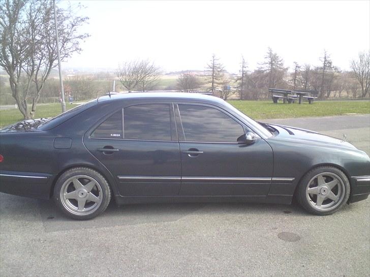 Mercedes Benz e270 cdi billede 7