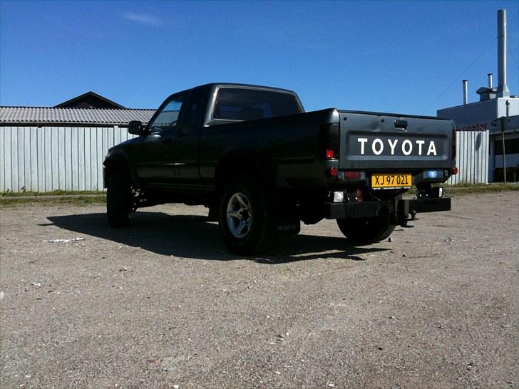 Toyota HiLux *SOLGT* billede 4