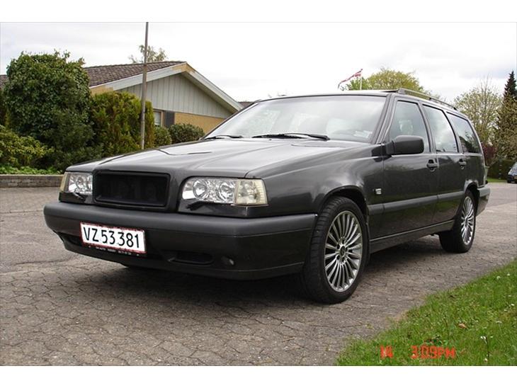 {{currentPhoto.altText}} billede {{currentPhoto.number}}